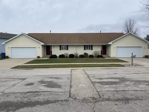 365 Buckman Dr, Bourbonnais, IL 60914