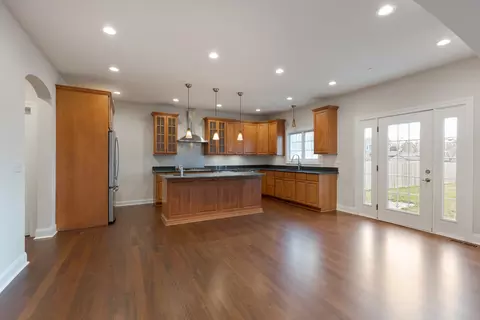 1639 Greenleaf Ave, Des Plaines, IL 60018 photo 5