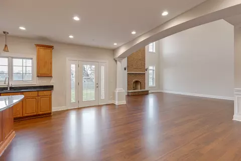 1639 Greenleaf Ave, Des Plaines, IL 60018 photo 8