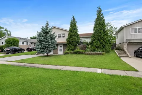 9112 W 89th St, Hickory Hills, IL 60457