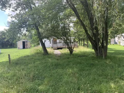 2834 Woodhaven, Sublette, IL 61367