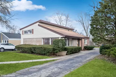 1231 Cavell Ave, Highland Park, IL 60035