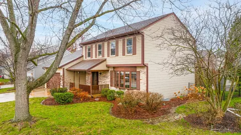Exterior - 596 Shenandoah Trl, Elgin, IL 60123 photo 2 of 7