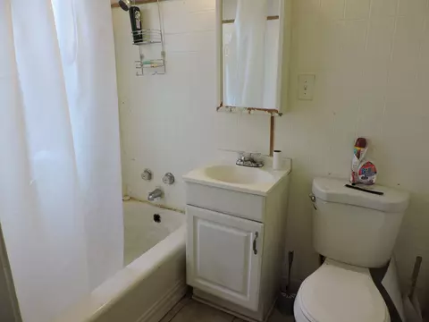 7744 S Champlain Ave, Chicago, IL 60619 photo 11