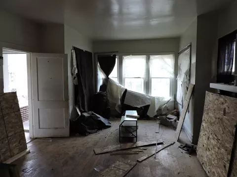 7744 S Champlain Ave, Chicago, IL 60619 photo 3