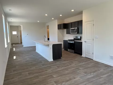 2881 Harnish Dr, Algonquin, IL 60102 photo 10