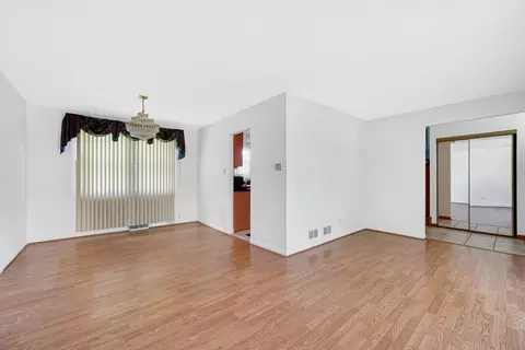 642 Willow Rd, Matteson, IL 60443 photo 13