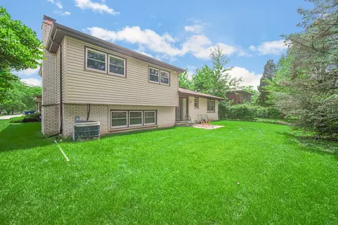 642 Willow Rd, Matteson, IL 60443 photo 21