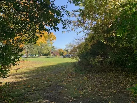 1011 Maple Avenue, Downers Grove, IL 60515