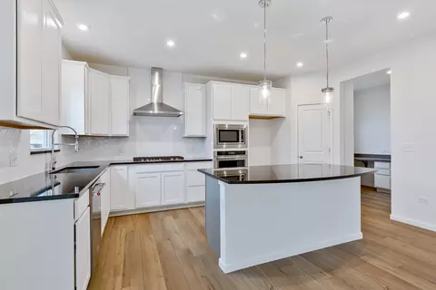 2120 Schmitt Cir, Algonquin, IL 60102 photo 14