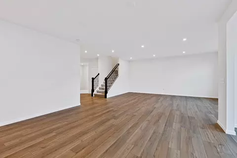 2120 Schmitt Cir, Algonquin, IL 60102 photo 11