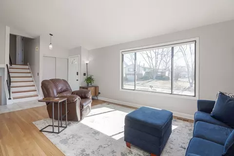 Living - 858 Marina Ter, Bartlett, IL 60103 photo 1 of 4