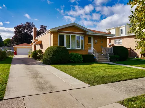 10304 Laramie Ave, Oak Lawn, IL 60453