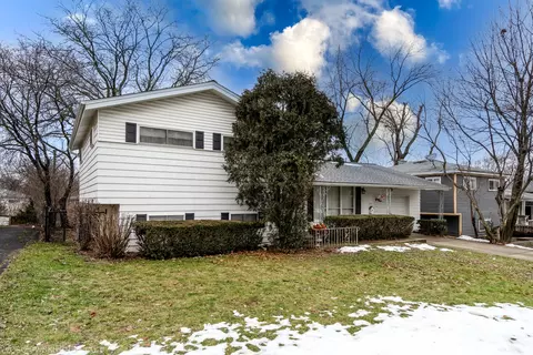 1340 Davine Dr, Glendale Heights, IL 60139