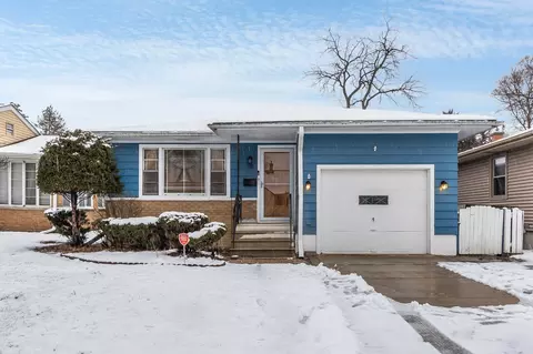 116 S May St, Joliet, IL 60436