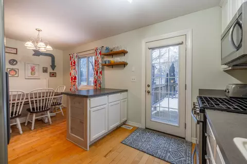 1513 E Lowden Ave, Wheaton, IL 60189 photo 8