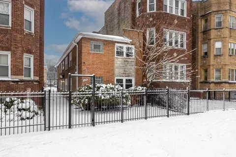 8335 S Ingleside Ave, Chicago, IL 60619