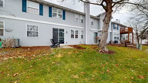 267 Snug Harbor Dr, Willowbrook, IL 60527 photo 26