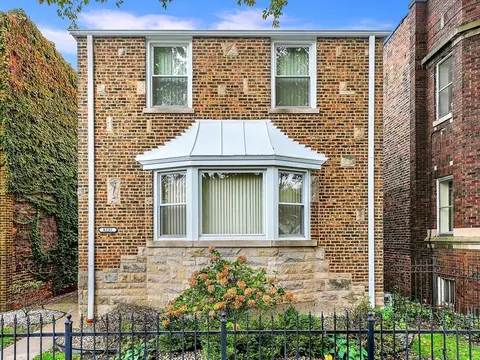 8237 S Clyde Ave, Chicago, IL 60617