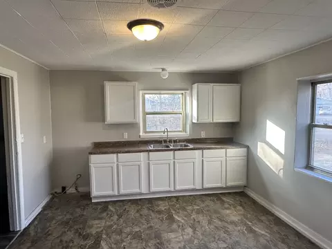 1694 Eagle St, Kankakee, IL 60901 photo 2