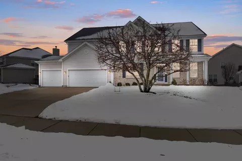 26610 Silverleaf Dr, Plainfield, IL 60585