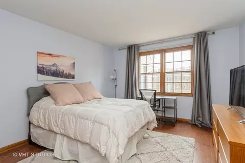 1029 Devonshire Ave, Naperville, IL 60540 photo 7
