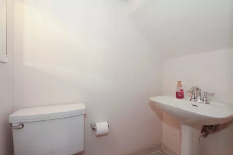 1393 E Walnut Ave, Des Plaines, IL 60016 photo 17