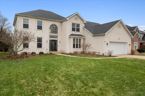 2620 Sweetbroom Ln, Naperville, IL 60564
