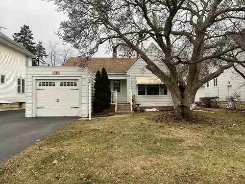 1103 Taylor St, Joliet, IL 60435