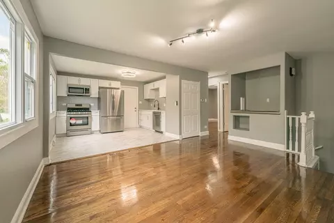 16236 Laflin Ave, Markham, IL 60428 photo 3