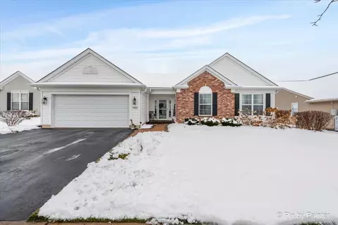 13081 Crestview Dr, Huntley, IL 60142