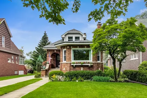 1004 S Washington Ave, Park Ridge, IL 60068