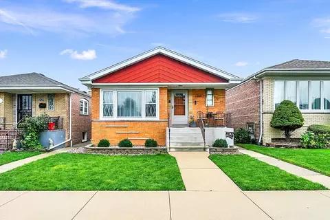 6431 S Lamon Ave, Chicago, IL 60638