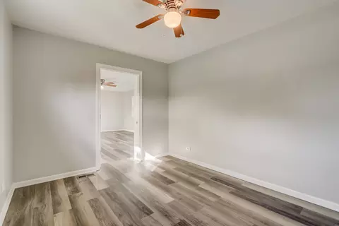 1180 Ash Rd, Hoffman Estates, IL 60169 photo 13
