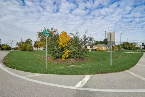 1180 Ash Rd, Hoffman Estates, IL 60169 photo 38
