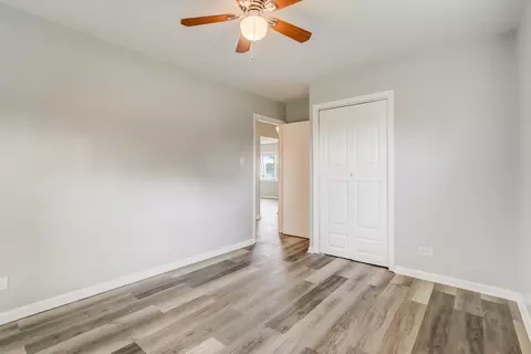 1180 Ash Rd, Hoffman Estates, IL 60169 photo 14