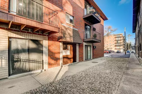 230 Circle Ave #3, Forest Park, IL 60130