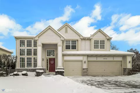 18756 W Highfield Dr W, Lake Villa, IL 60046