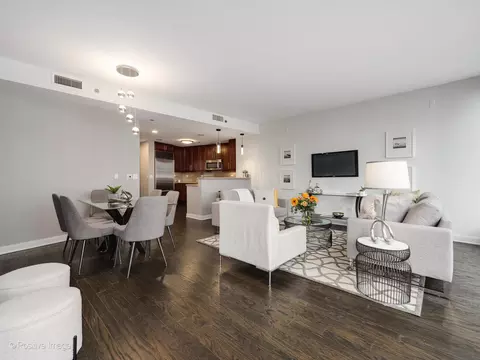Dining - 60 E Monroe St #1708, Chicago, IL 60603 photo 3 of 3
