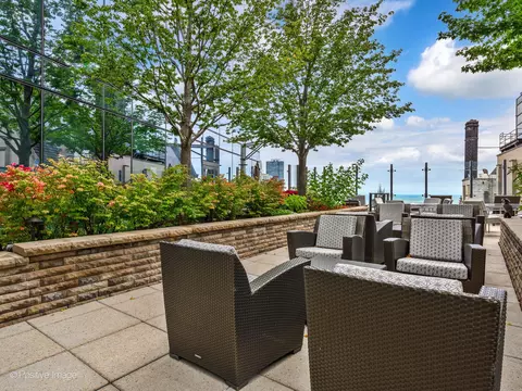 Exterior - 60 E Monroe St #1708, Chicago, IL 60603 photo 3 of 5