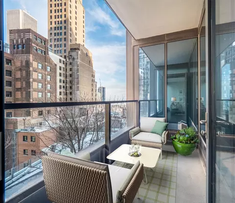 Exterior - 60 E Monroe St #1708, Chicago, IL 60603 photo 1 of 5