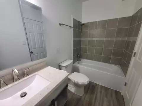 655 Abe St, Joliet, IL 60432 photo 10