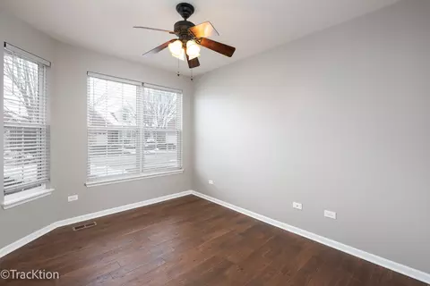 1630 Captiva Dr, Aurora, IL 60504 photo 9