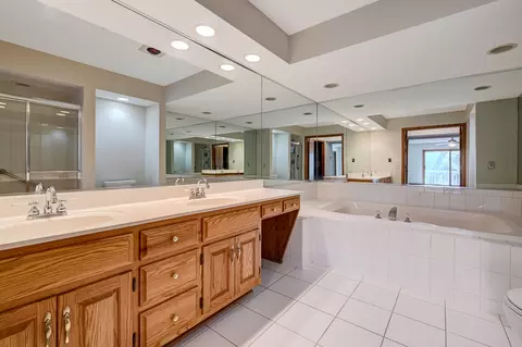 21 Rodeo Dr, Burr Ridge, IL 60527 photo 14