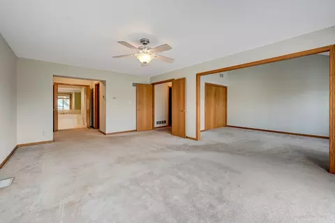 21 Rodeo Dr, Burr Ridge, IL 60527 photo 12