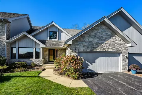 21 Rodeo Dr, Burr Ridge, IL 60527