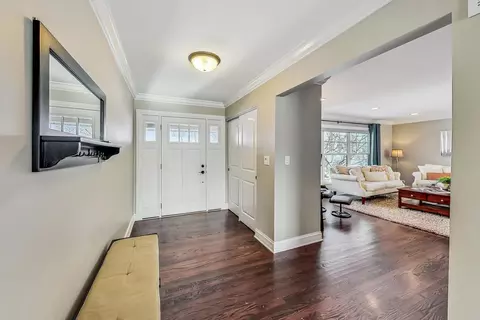 715 W Hackberry Dr, Arlington Heights, IL 60004 photo 4