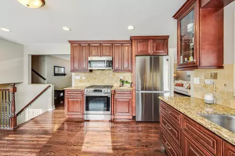 715 W Hackberry Dr, Arlington Heights, IL 60004 photo 12