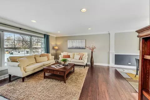 715 W Hackberry Dr, Arlington Heights, IL 60004 photo 5