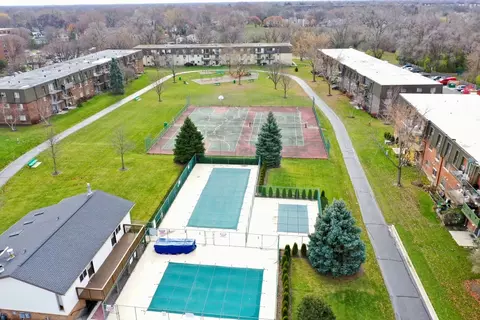 573 Fairway View Dr #3B, Wheeling, IL 60090 photo 18